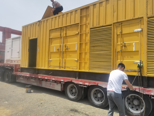 石景山除了负载情况和发动机维护，还有哪些因素会影响 200kw 柴油发电机的油耗？